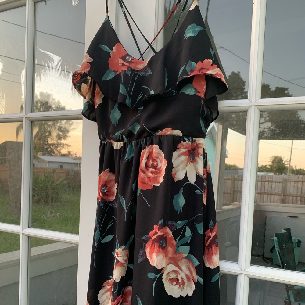 Dress - Picture 2 of 3